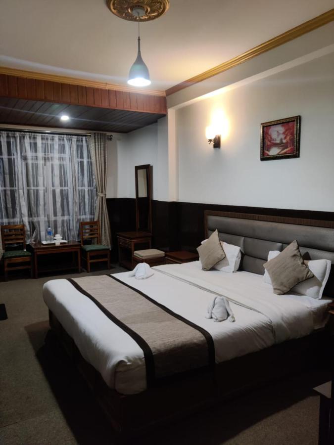 Goroomgo Kasturi Palace Darjeeling ダージリン エクステリア 写真