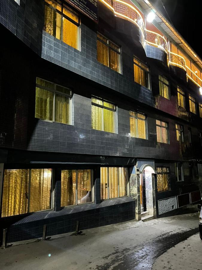 Goroomgo Kasturi Palace Darjeeling ダージリン エクステリア 写真